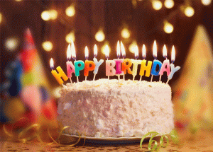 دلیل وجود شمع روی کیک تولد چیست؟